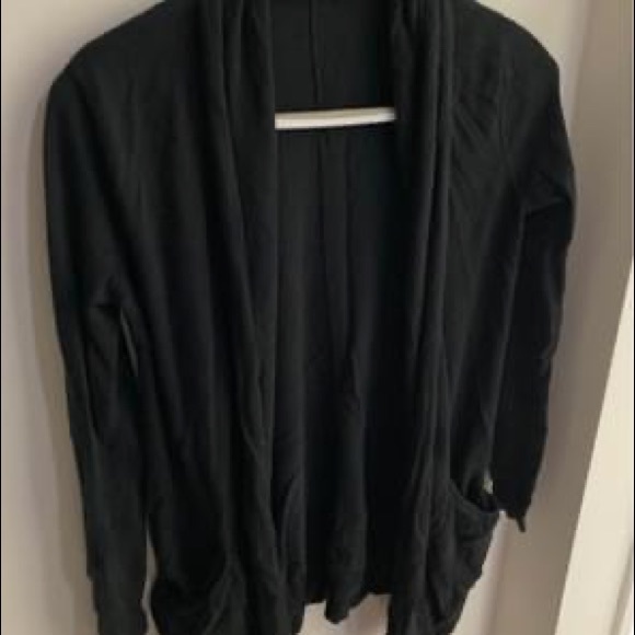 Wilfred by Aritzia cardigan - Picture 3 of 4